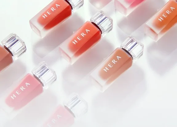 Unlock the secret to a fresh, youthful complexion every morning. This 5-step nightly skincare ritual is designed to cleanse, repair, and rejuvenate your skin while you sleep. Follow this simple guide to wake up to a brighter, healthier, and more resilient face.